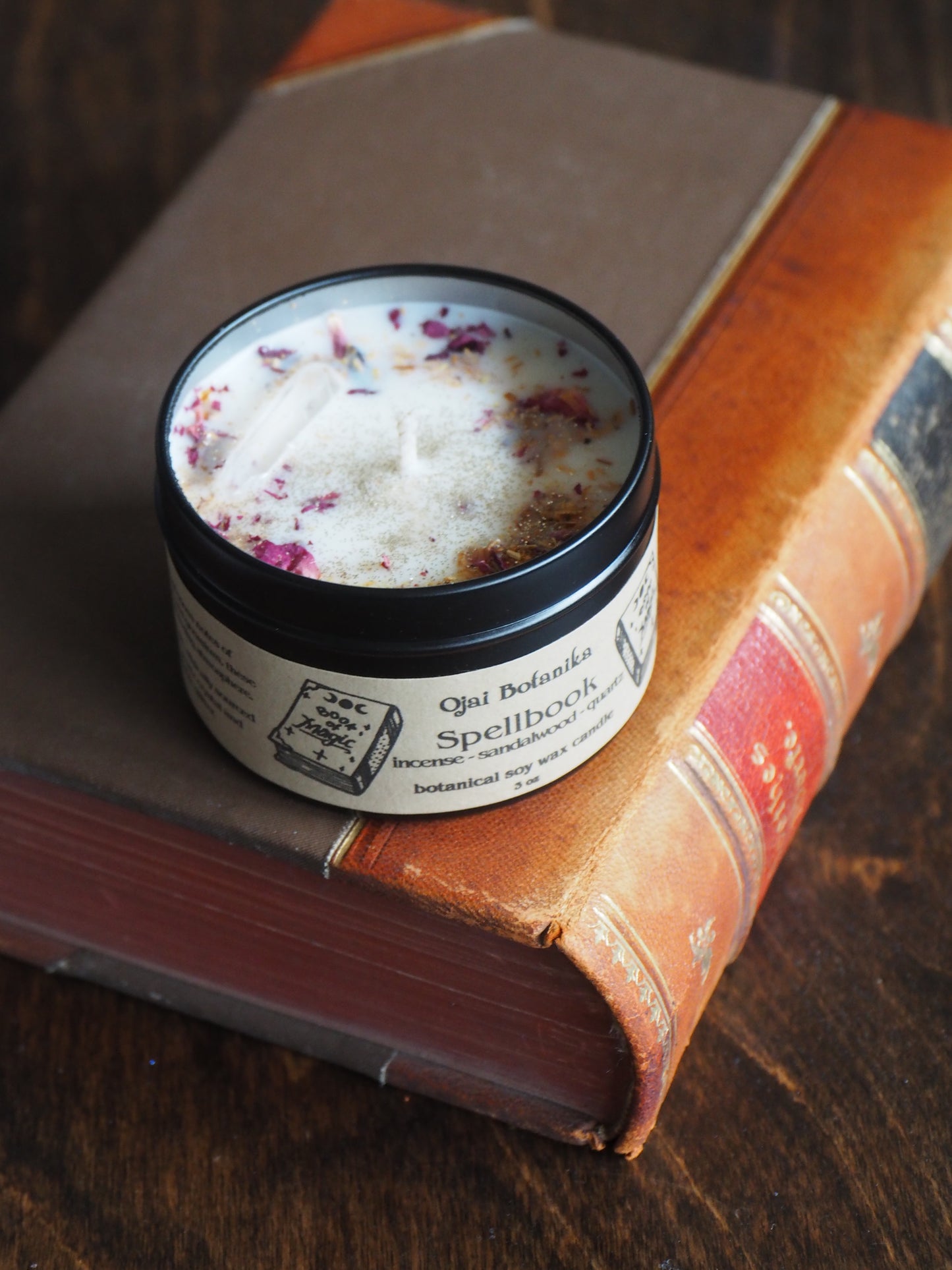 Spellbook - Incense, Sandalwood & Quartz - Botanical Soy Candle